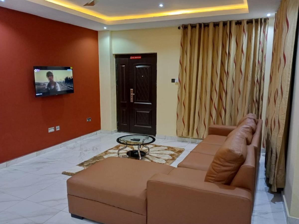 Washington Court Furnished Apartments Kwashieman ภายนอก รูปภาพ