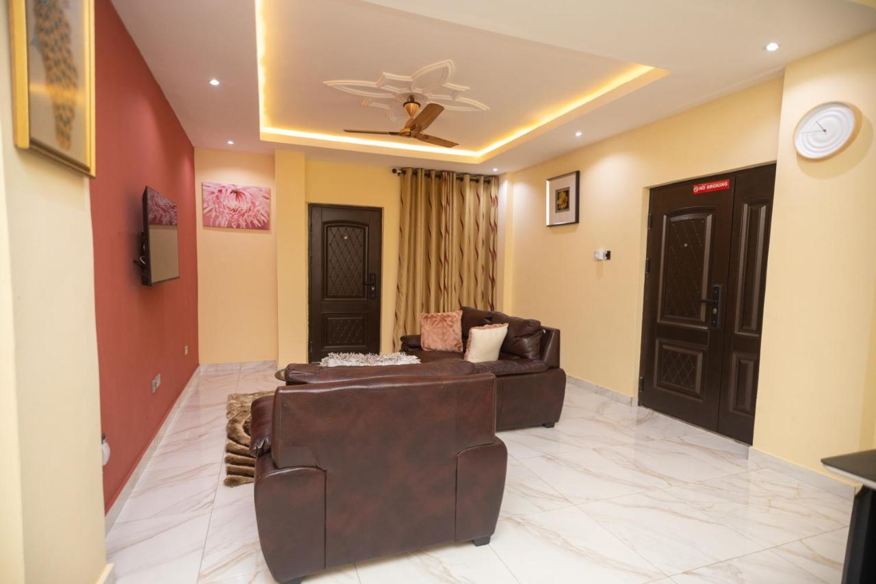 Washington Court Furnished Apartments Kwashieman ภายนอก รูปภาพ