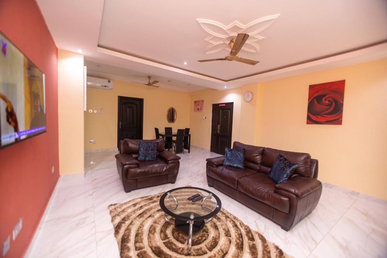 Washington Court Furnished Apartments Kwashieman ภายนอก รูปภาพ