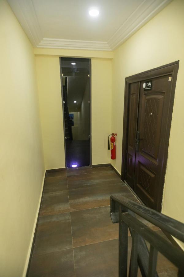 Washington Court Furnished Apartments Kwashieman ภายนอก รูปภาพ