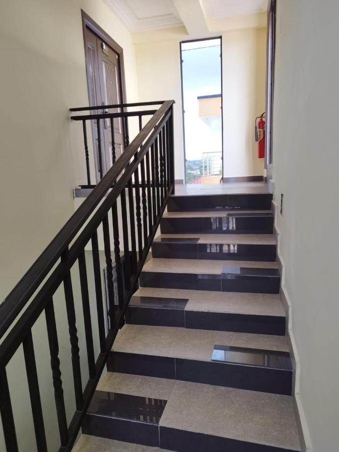 Washington Court Furnished Apartments Kwashieman ภายนอก รูปภาพ