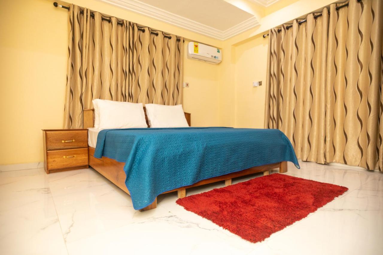 Washington Court Furnished Apartments Kwashieman ภายนอก รูปภาพ