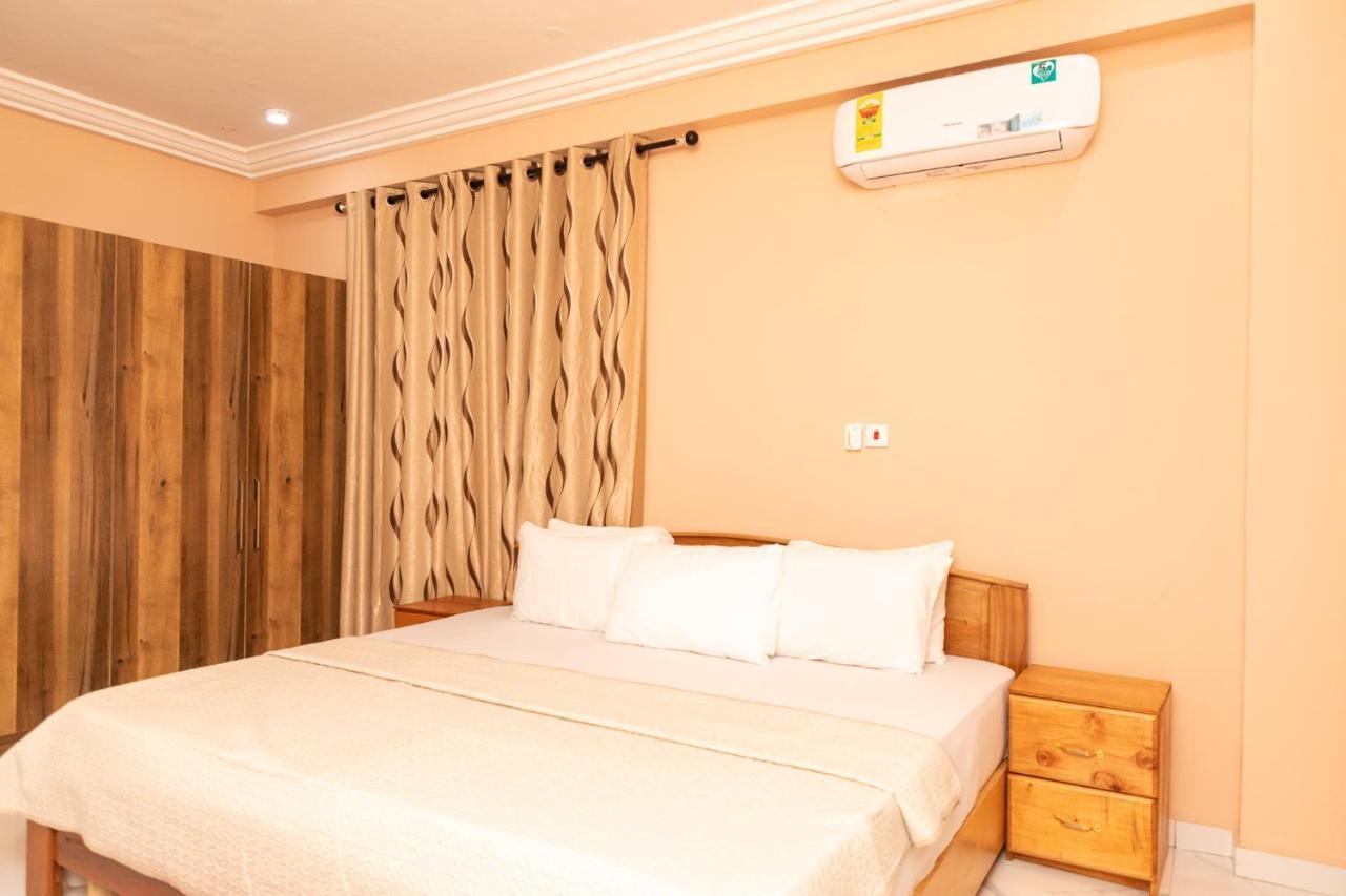 Washington Court Furnished Apartments Kwashieman ภายนอก รูปภาพ
